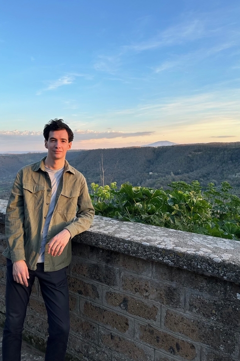 Matthew_Quintos_Headshot